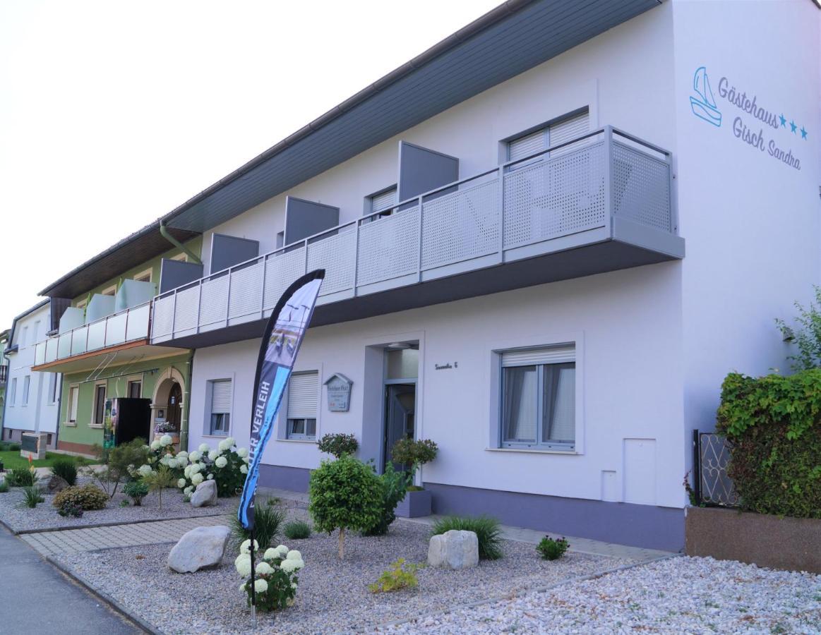 Gaestehaus Gisch Sandra โพเดอร์สดอร์ฟ อัม ซี ภายนอก รูปภาพ