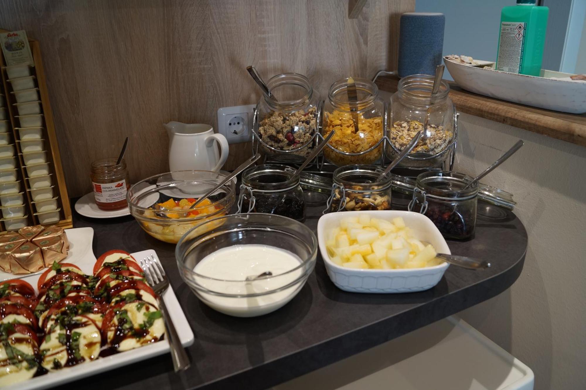 Gaestehaus Gisch Sandra โพเดอร์สดอร์ฟ อัม ซี ภายนอก รูปภาพ